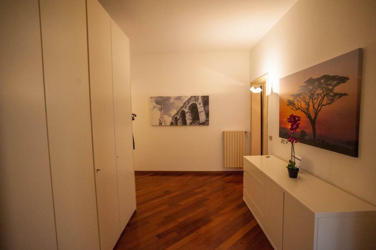 Italianflat - Via Mazzini Apartment Верона Екстериор снимка